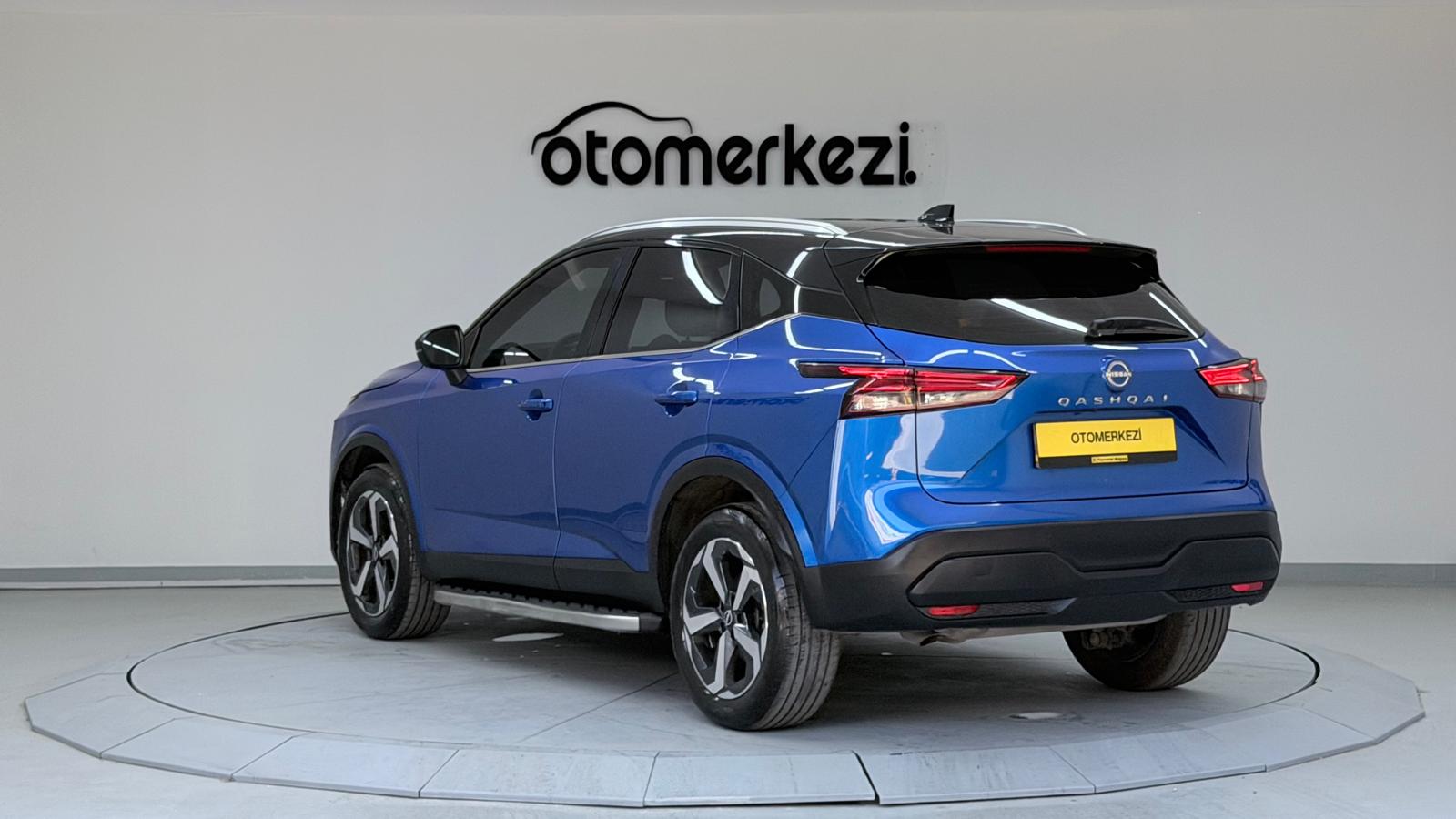 NISSAN QASHQAI 25